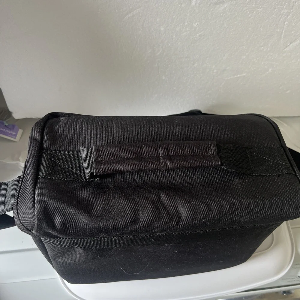 Canon Professional Camera Bag With Shoulder Strap